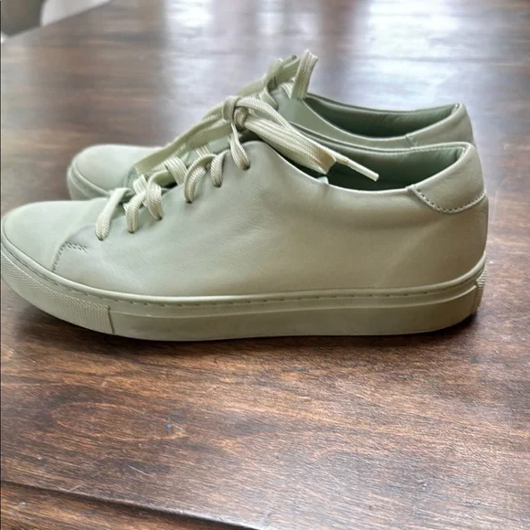 Frank & Oak Pistachio Green Minimalist Sneakers - Picture 2 of 8